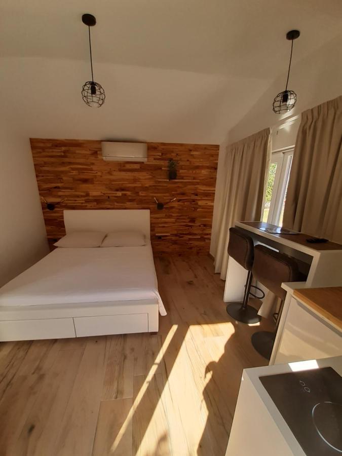 Апартаменти Little Olive Tree House Сали Екстер'єр фото